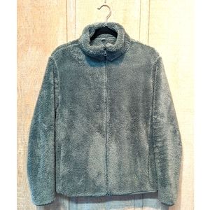 Uniqlo Fluffy Yarn Zip Fleece